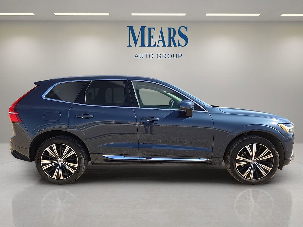 Used 2023 Volvo XC60 B6 Ultimate w/ Climate Package image 7