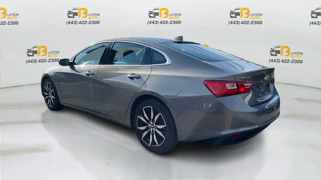 Used 2017 Chevrolet Malibu LT image 7