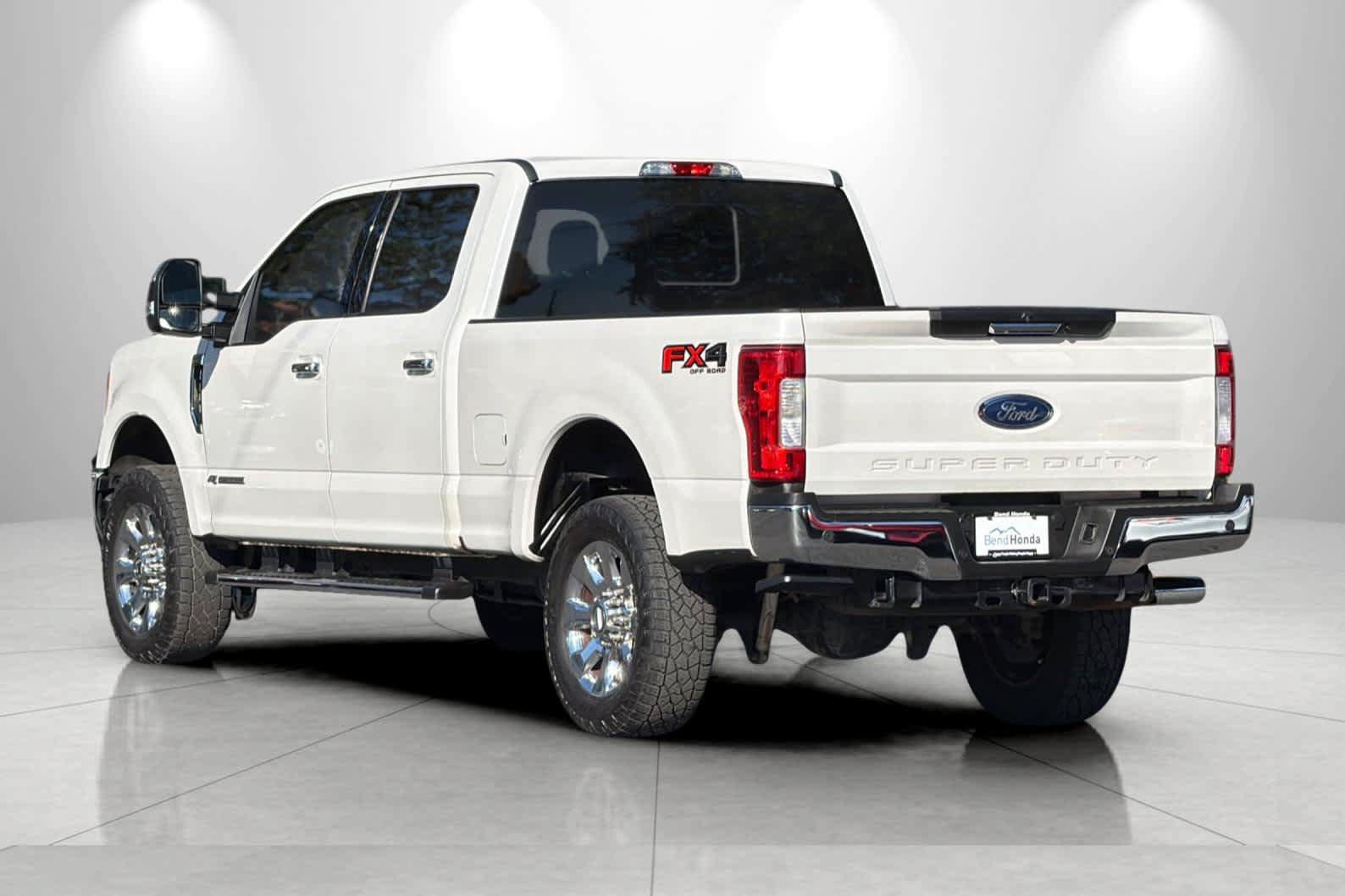 Used 2017 Ford F250 Lariat w/ Chrome Package AWD/4WD image 6
