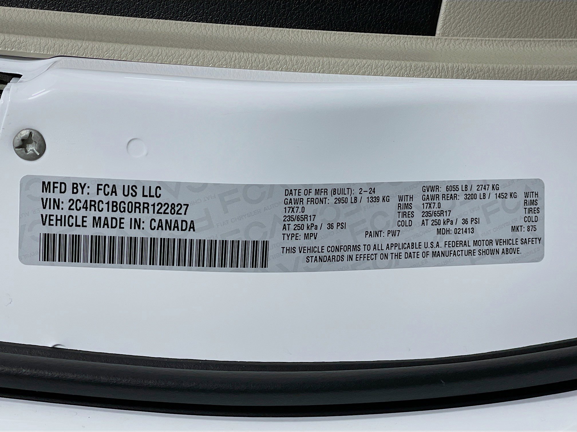 Used 2024 Chrysler Pacifica Touring-L image 12