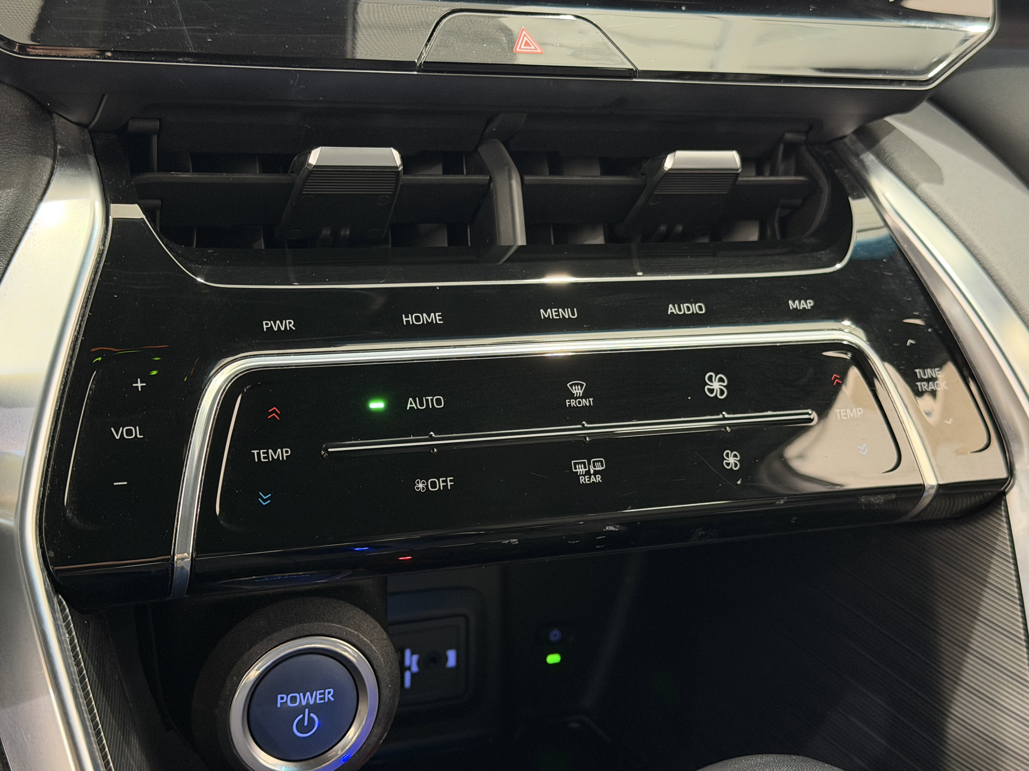 Used 2021 Toyota Venza XLE w/ Softex Package image 35