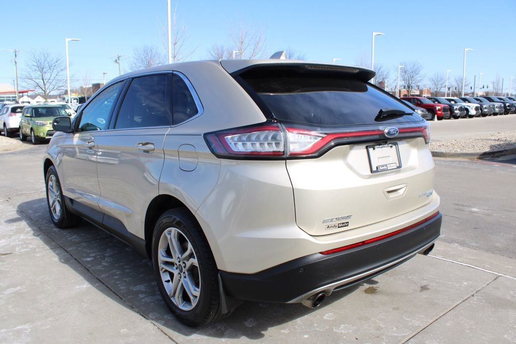 Used 2018 Ford Edge Titanium image 5