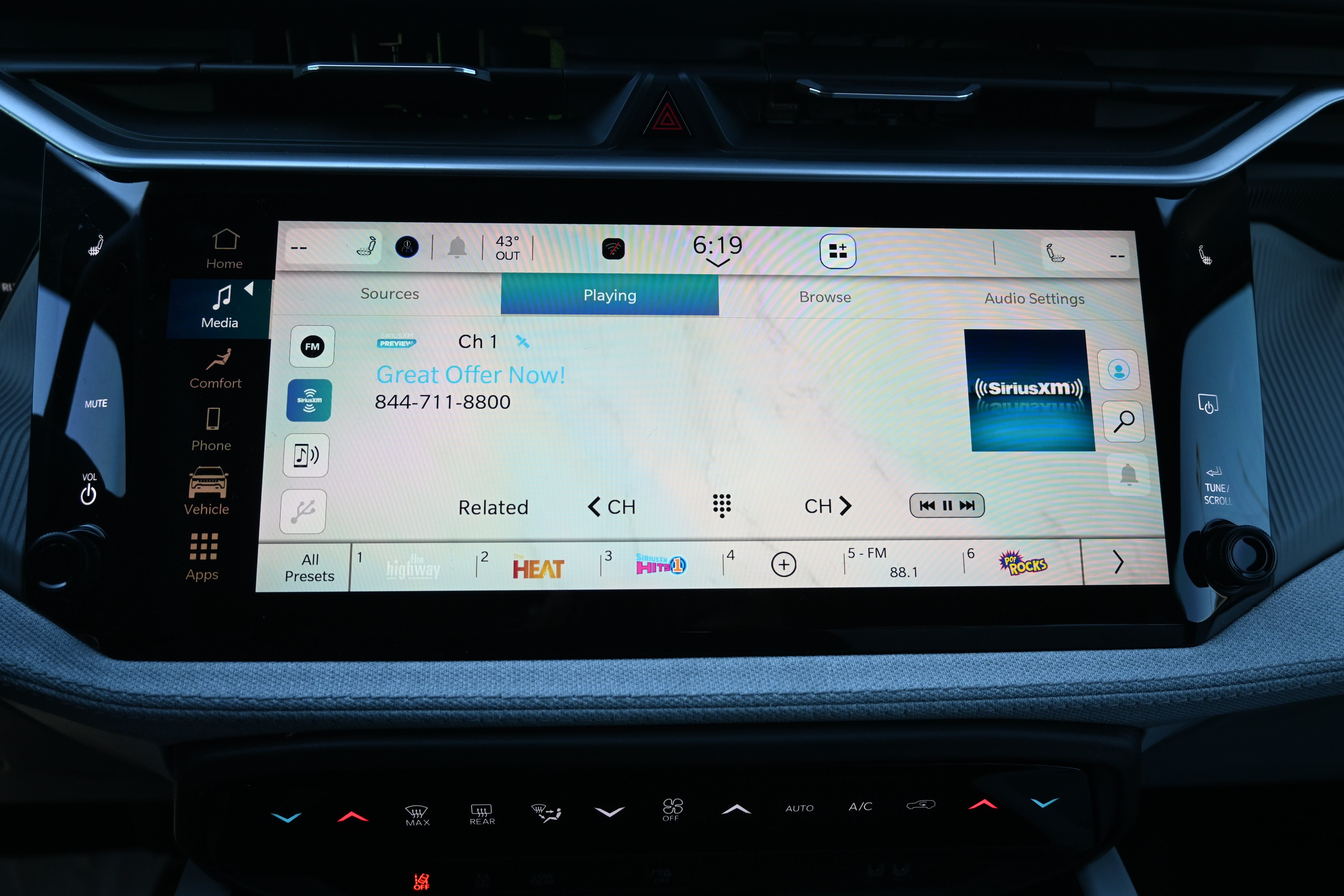 New 2026 Jeep Cherokee Laredo AWD/4WD image 22