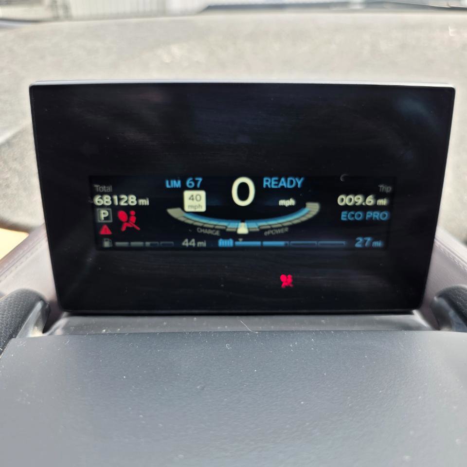Used 2015 BMW i3 w/ Range Extender RWD image 16