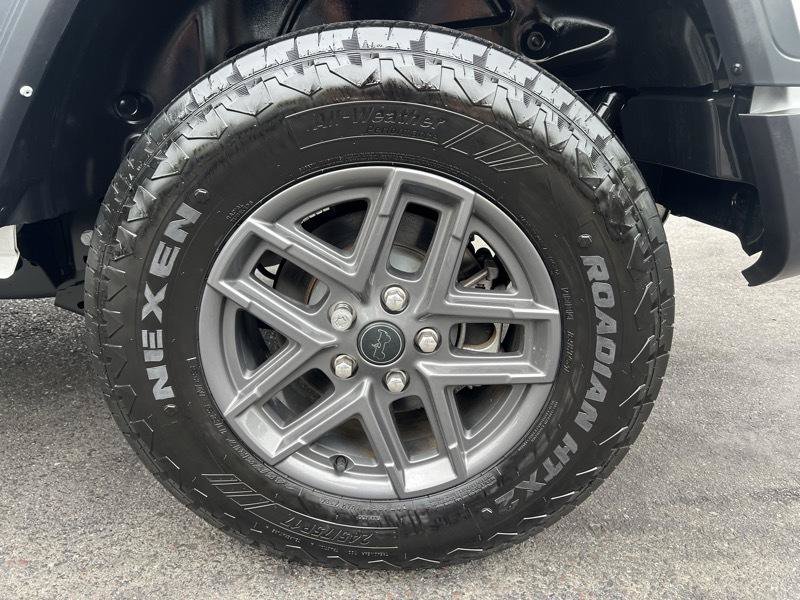 Used 2025 Jeep Wrangler Unlimited Sport AWD/4WD image 30
