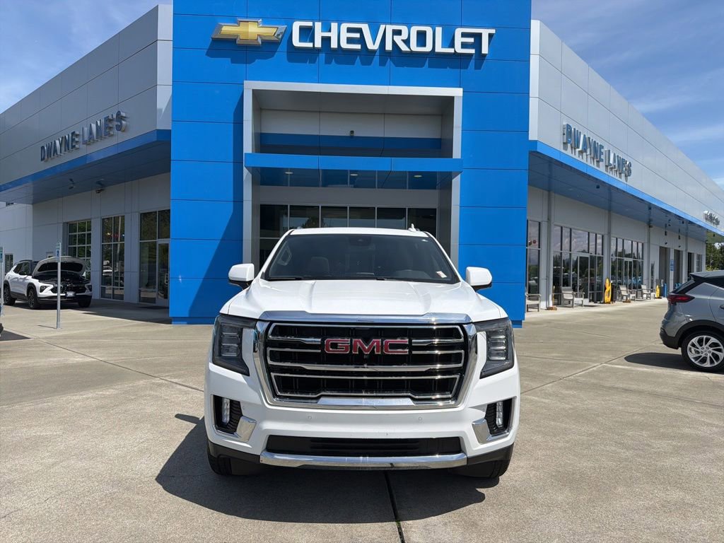 Used 2024 GMC Yukon XL SLT w/ SLT Luxury Package AWD/4WD image 8