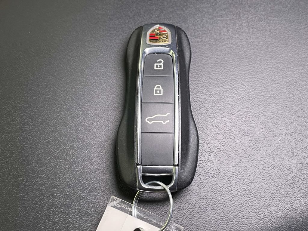 Certified 2024 Porsche Cayenne Turbo GT AWD/4WD image 44