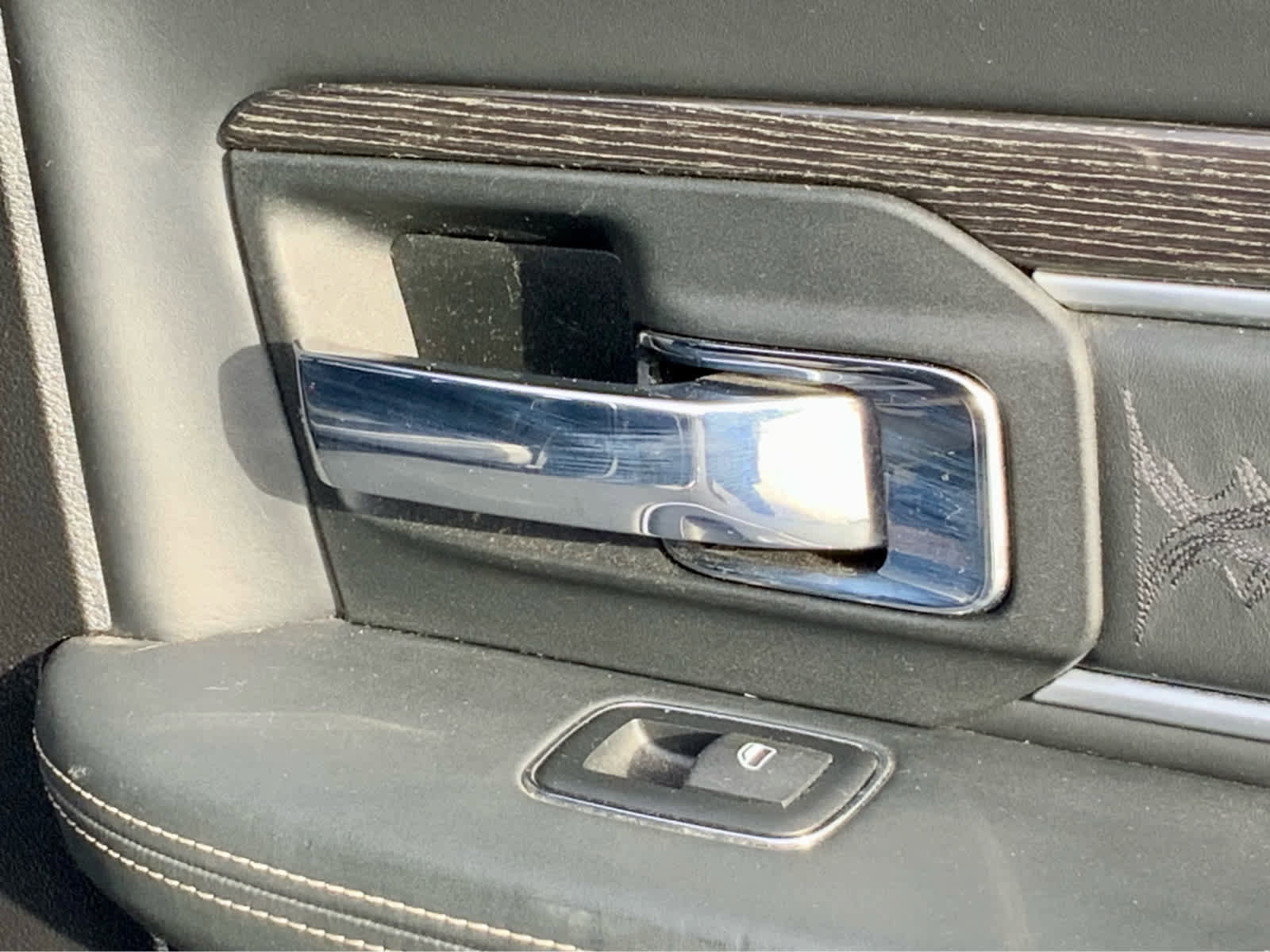 Used 2018 RAM 1500 Limited image 51