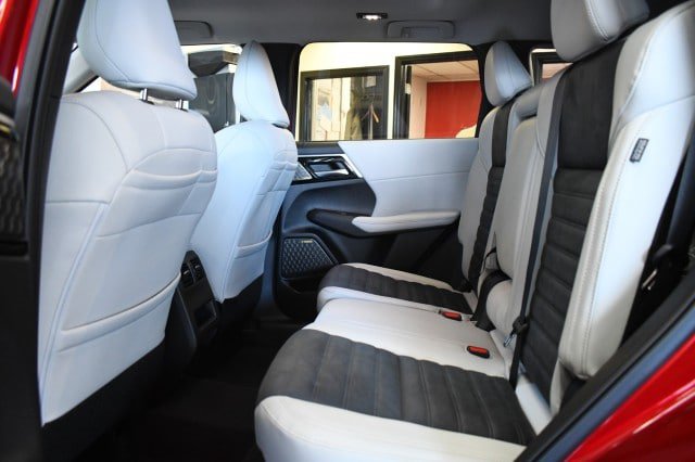 New 2026 Mitsubishi Outlander SE AWD/4WD image 23