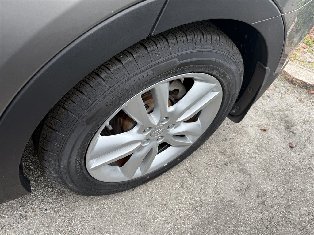 Used 2013 Hyundai Santa Fe Sport 2.0T FWD image 10