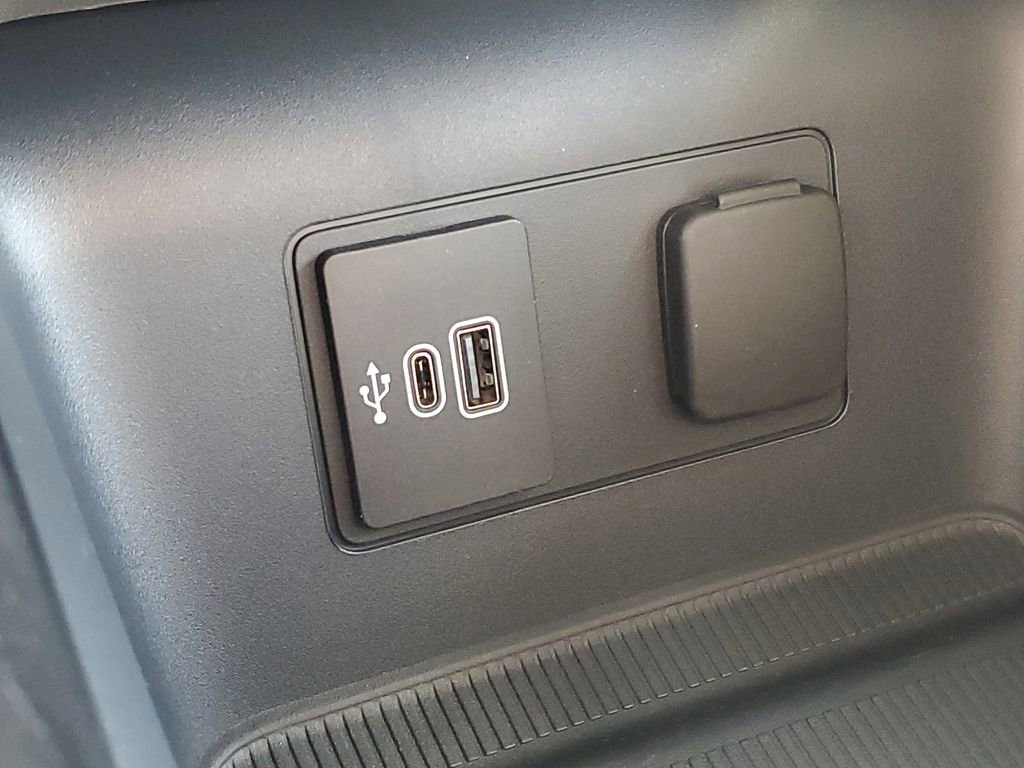 New 2026 Ford Explorer Active image 19