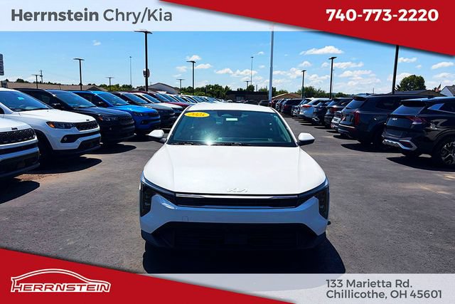 Used 2025 Kia K4 FWD image 2