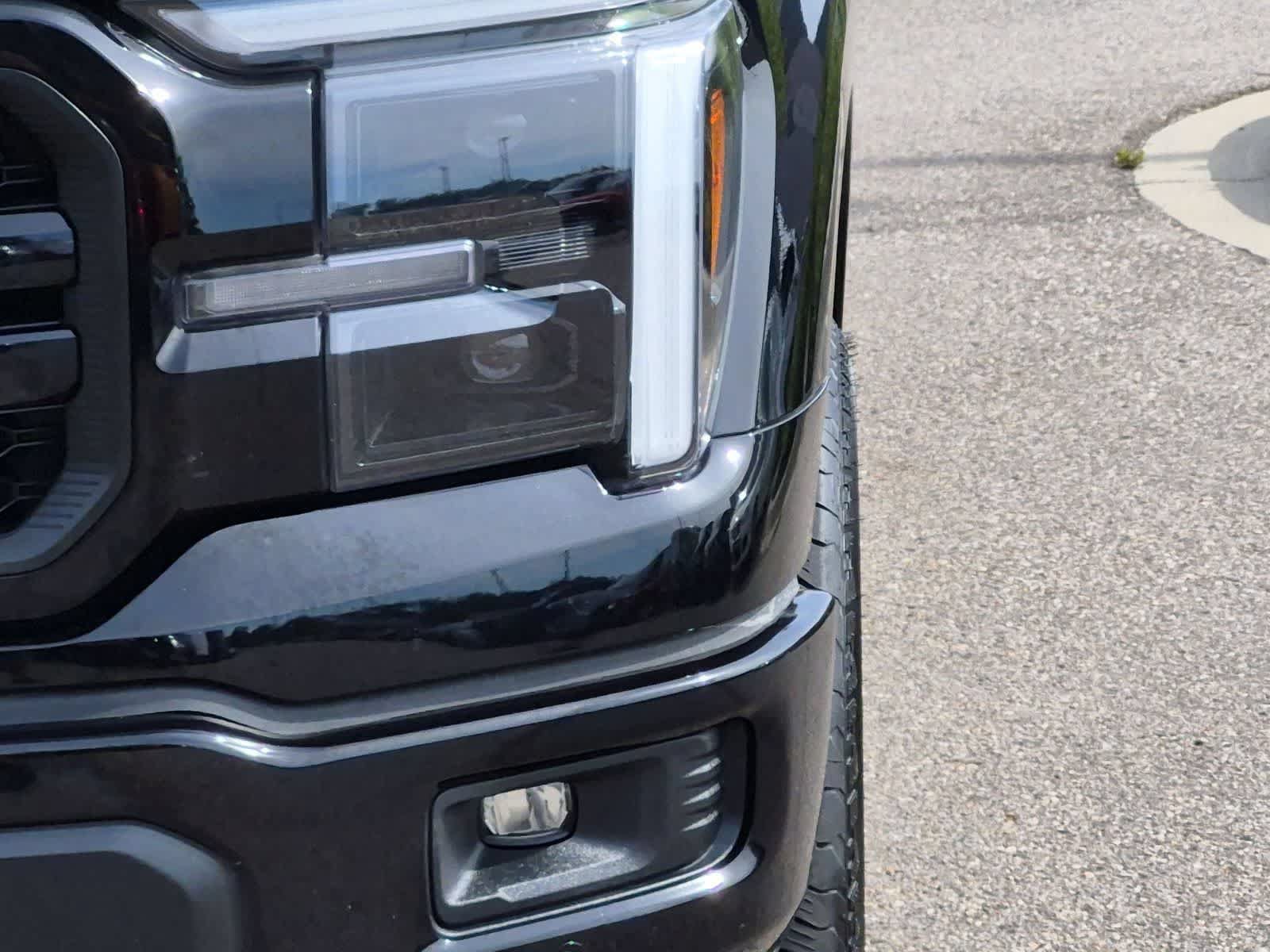 Used 2025 Ford F150 Lariat w/ Equipment Group 501A Mid AWD/4WD image 11