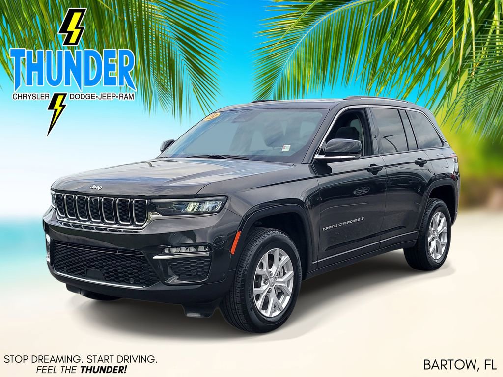 Used 2023 Jeep Grand Cherokee Limited w/ Luxury Tech Group II AWD/4WD image 2