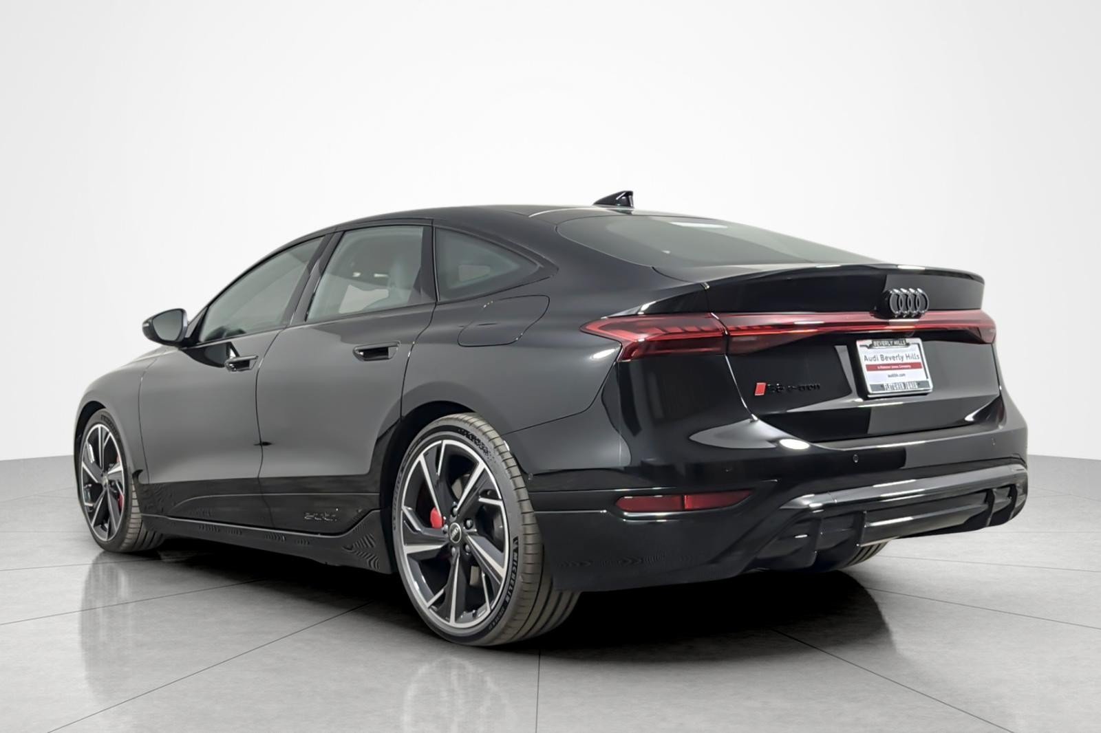New 2027 Audi S6 e-tron Premium Plus AWD/4WD image 4