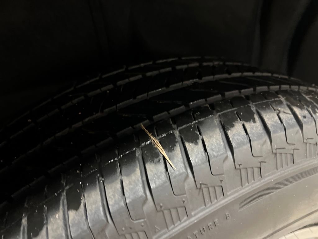 Used 2023 Chevrolet Traverse LT image 11