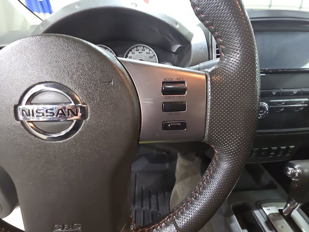 Used 2011 Nissan Frontier PRO-4X w/ Pro-4x Luxury Pkg image 18