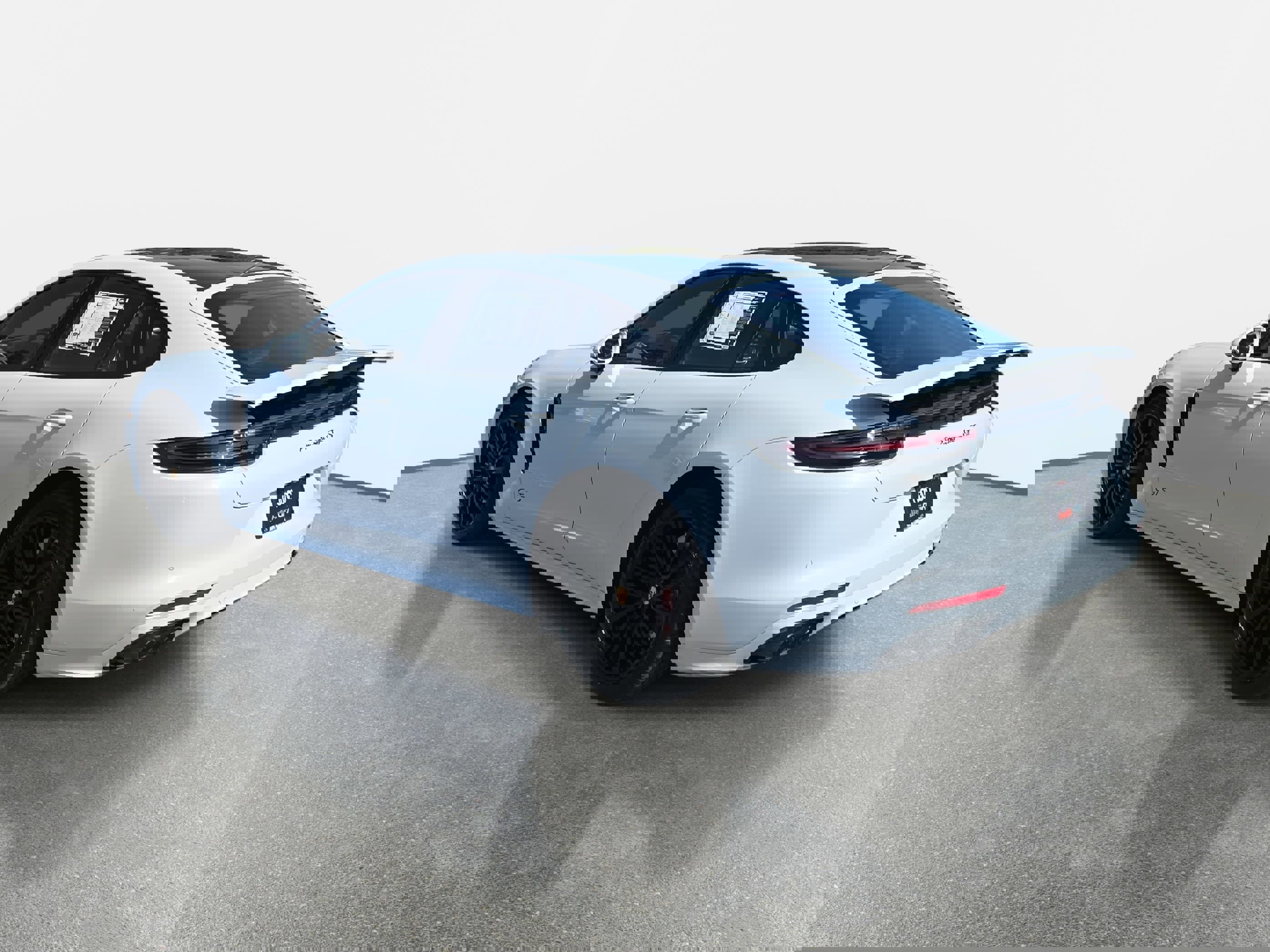 Used 2020 Porsche Panamera GTS image 7