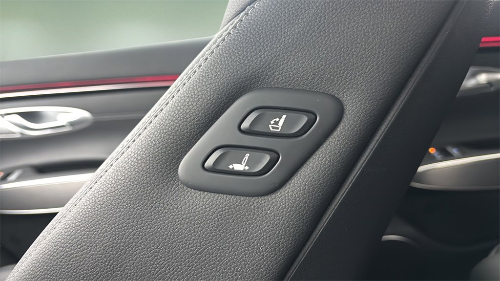 New 2026 Genesis GV70 2.5T Select image 25