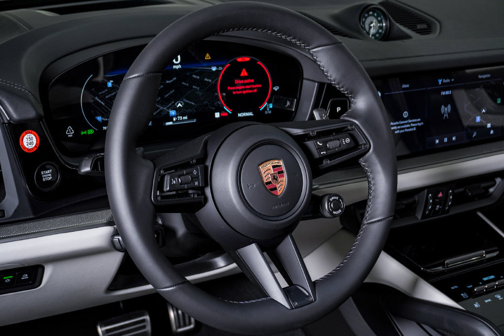 New 2026 Porsche Cayenne GTS AWD/4WD image 18