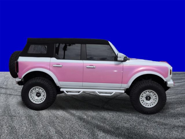 Used 2024 Ford Bronco Outer Banks w/ Sasquatch Package AWD/4WD image 3