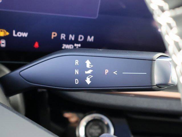 New 2025 Buick Envision Sport Touring image 32