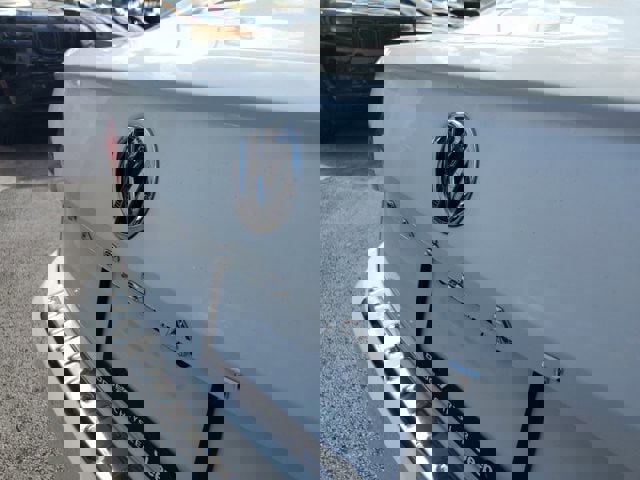 Used 2021 Volkswagen Passat 2.0T SE image 10