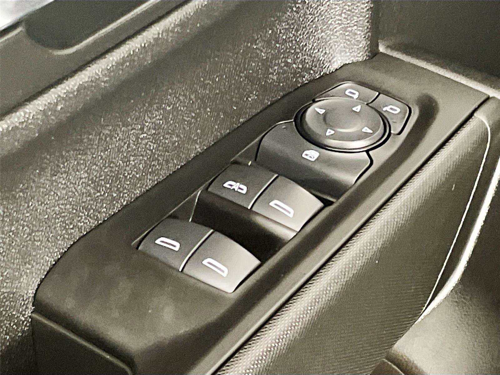 Used 2021 Chevrolet Silverado 1500 W/T w/ WT Value Package AWD/4WD image 19