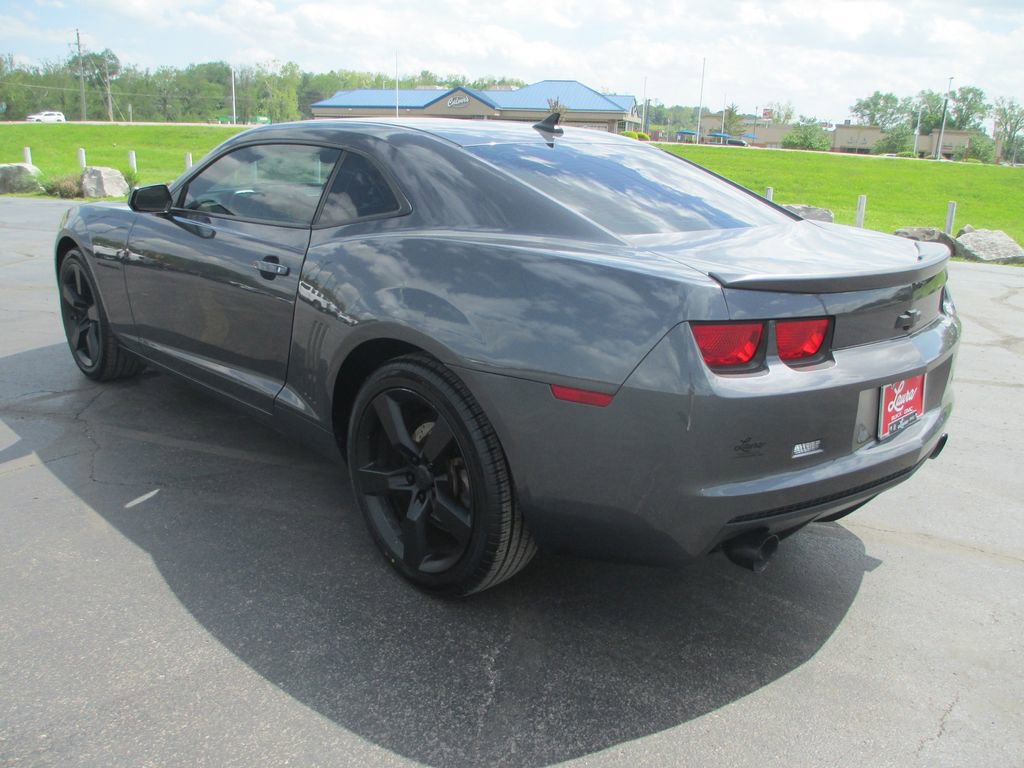 Used 2010 Chevrolet Camaro LT RWD image 6