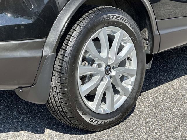 Used 2022 Nissan Rogue Sport SV w/ Technology Package image 31