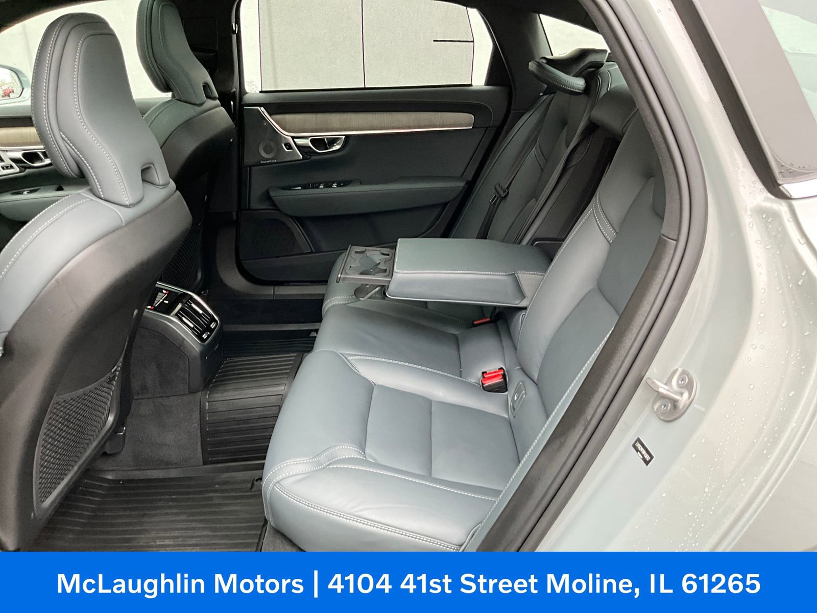 Certified 2024 Volvo S90 B6 Ultimate w/ Protection Package Premier image 30