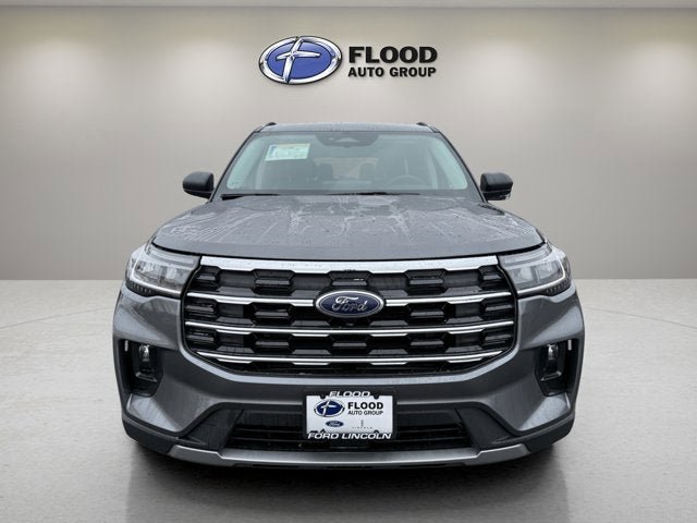 New 2026 Ford Explorer Active w/ Active Comfort Package image 2