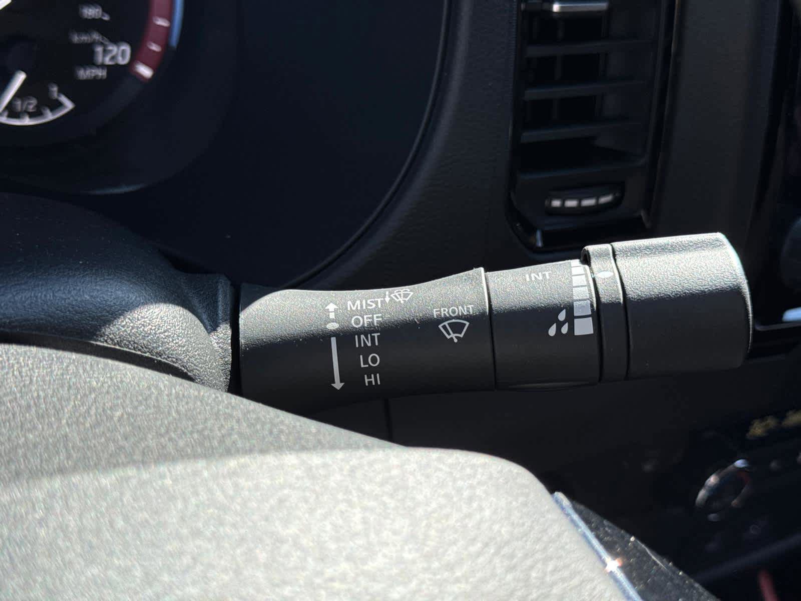 Used 2022 Nissan Frontier PRO-4X w/ Technology Package image 19