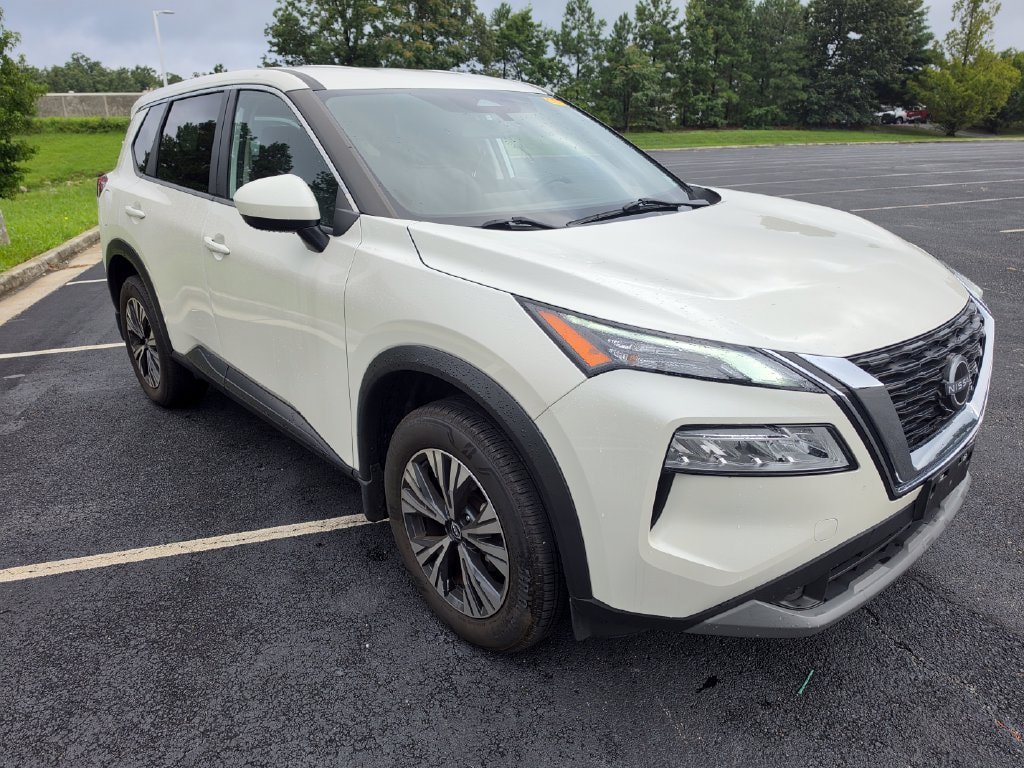 Used 2023 Nissan Rogue SV AWD/4WD image 6