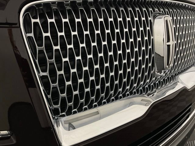 Used 2023 Lincoln Navigator L Reserve image 10