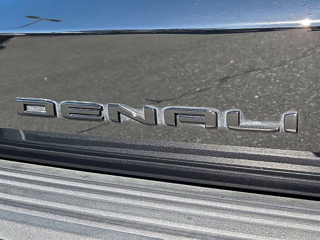 Certified 2024 GMC Yukon Denali w/ Advanced Technology Package AWD/4WD image 12