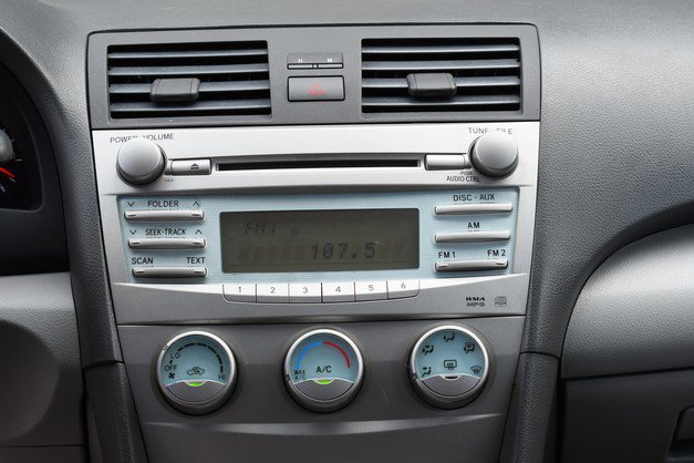 Used 2009 Toyota Camry LE FWD image 19