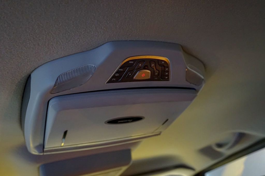 Used 2005 HUMMER H2 w/ Preferred Equipment Group image 51