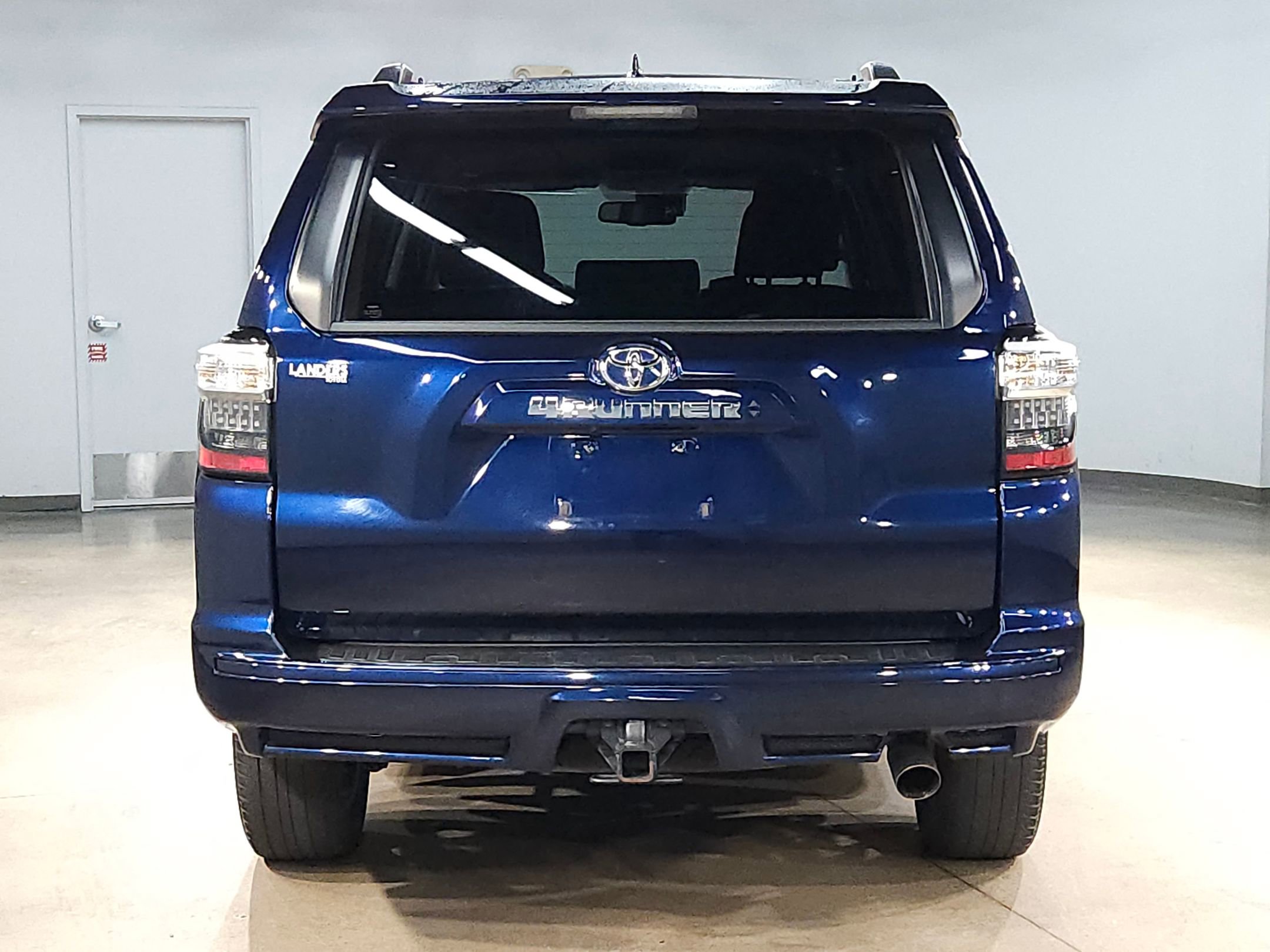 Used 2023 Toyota 4Runner TRD Sport w/ Technology Package RWD image 6