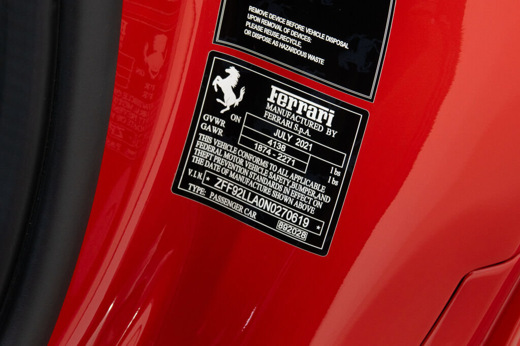 Certified 2022 Ferrari F8 Tributo RWD image 28