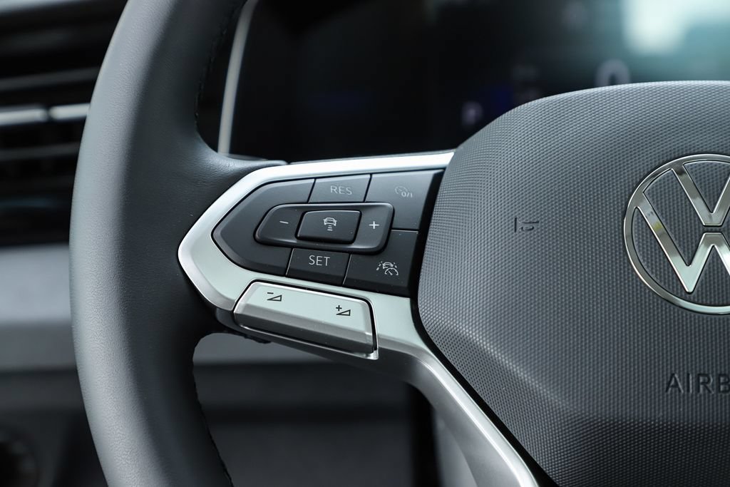 New 2026 Volkswagen Jetta SE FWD image 21