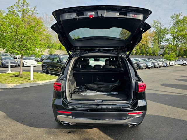 New 2026 Mercedes-Benz GLB 250 4MATIC image 9