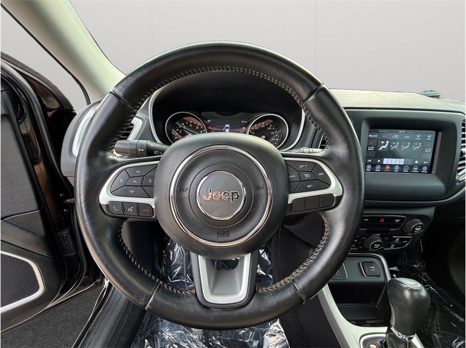 Used 2020 Jeep Compass Latitude w/ Popular Equipment Group FWD image 20