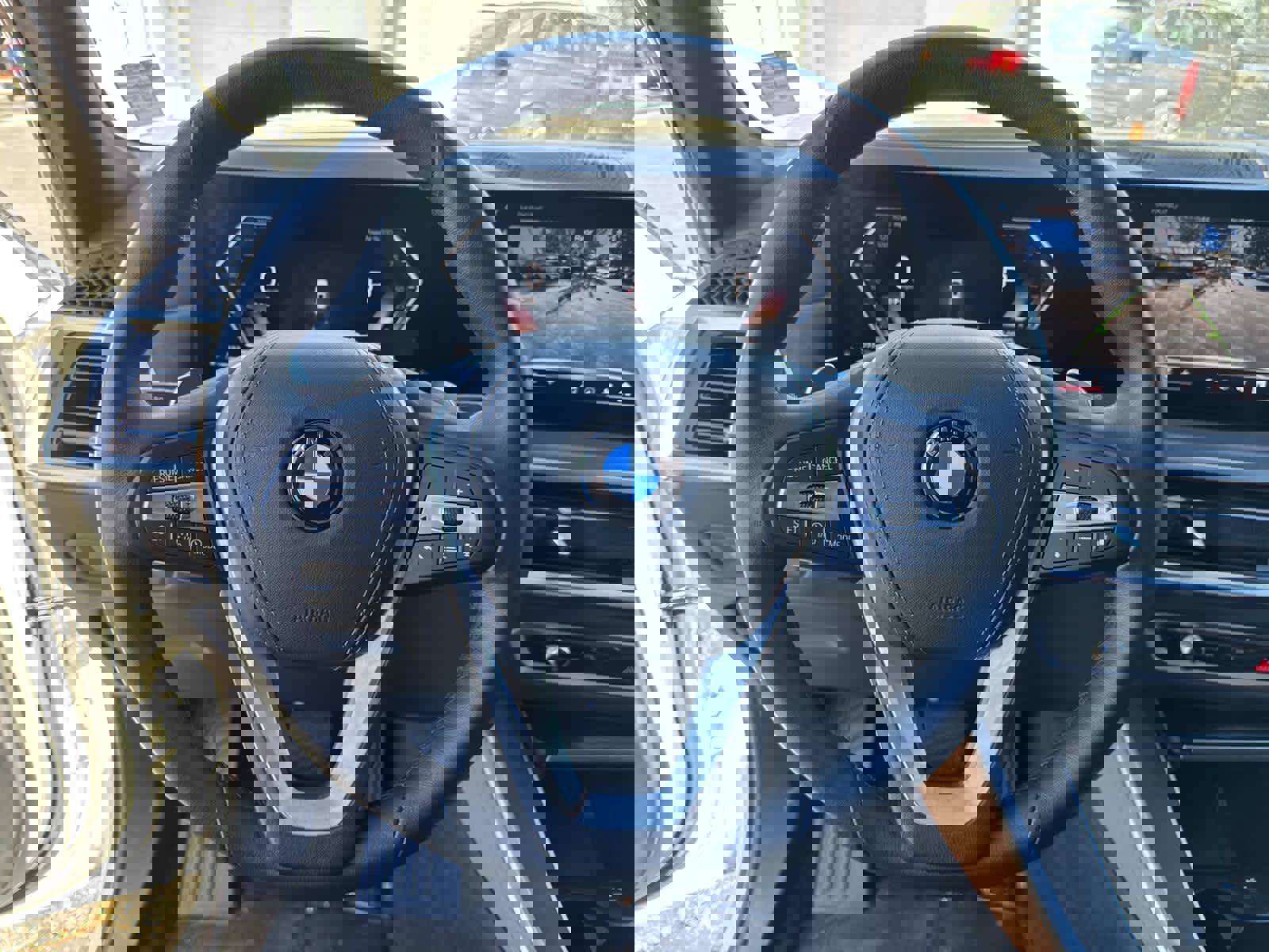 Certified 2025 BMW X5 sDrive40i w/ Parking Assistance Package image 29