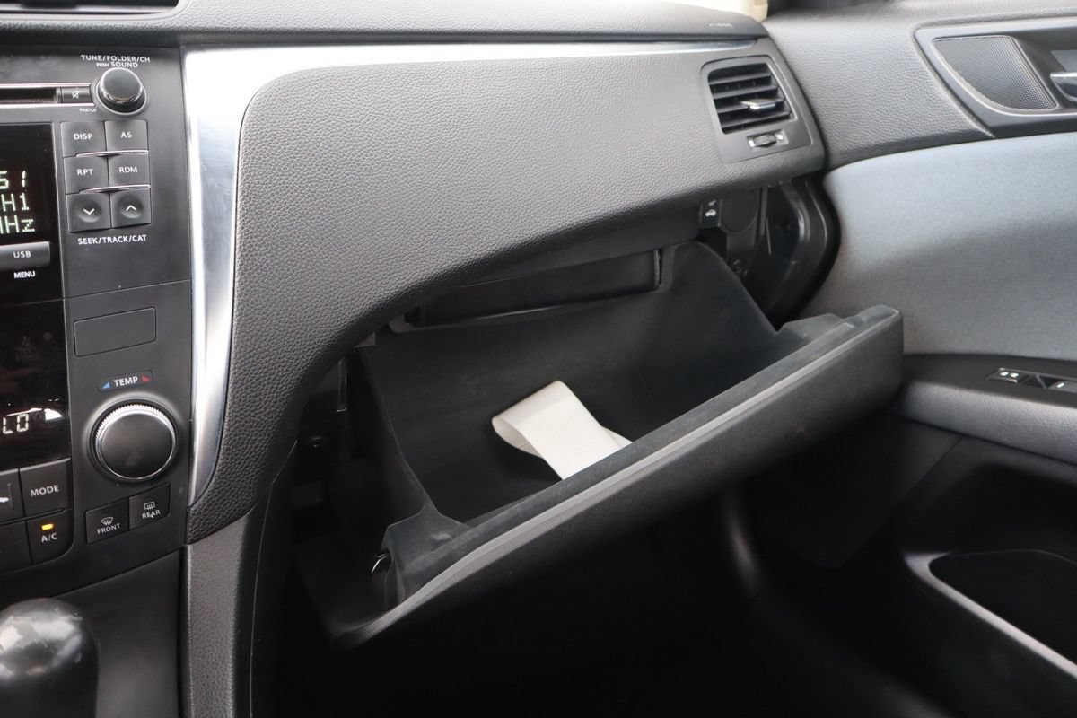 Used 2011 Suzuki Kizashi SE AWD/4WD image 36