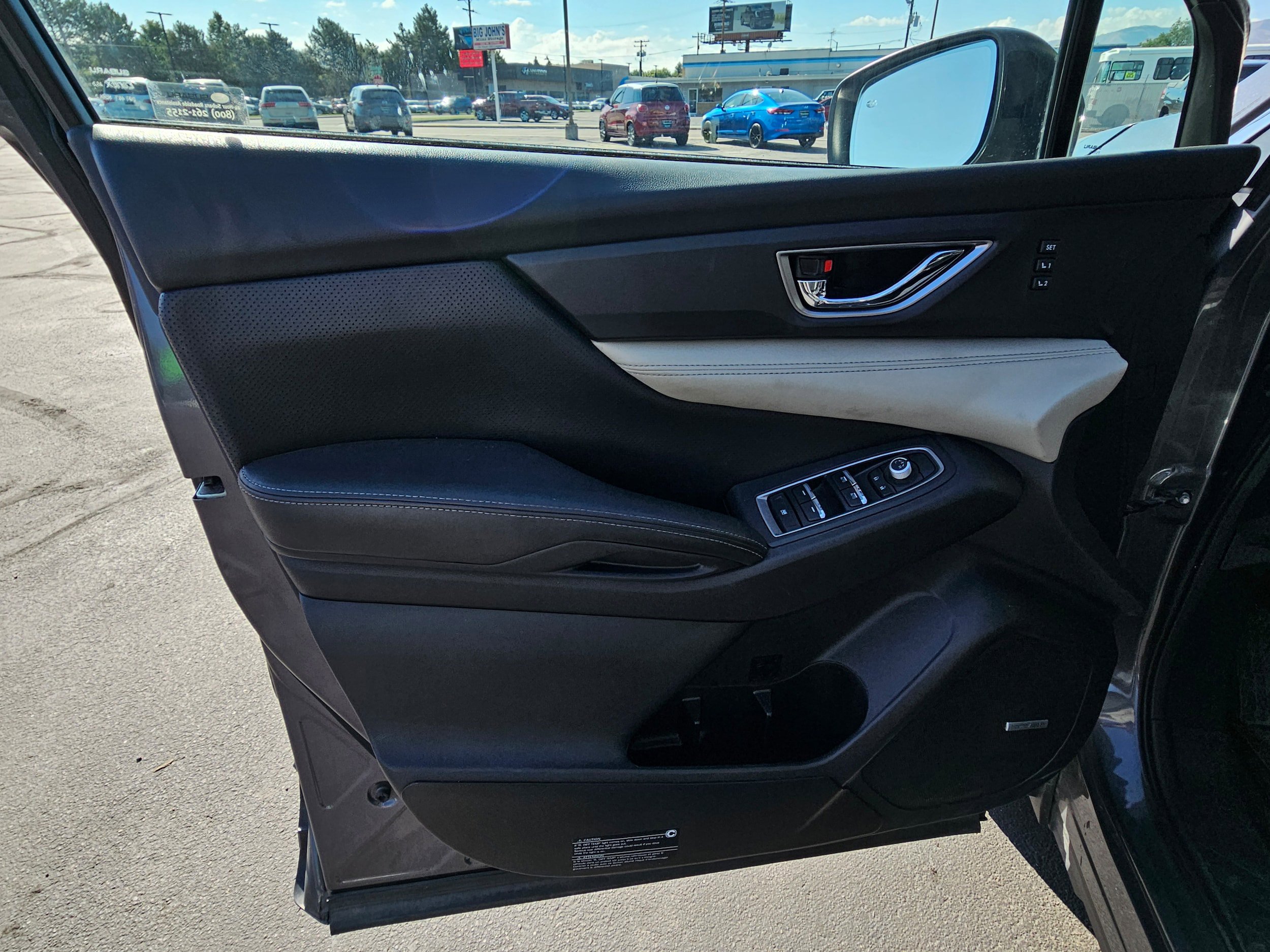 Used 2019 Subaru Ascent Limited w/ Popular Package #3 AWD/4WD image 10