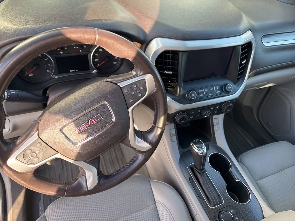 Used 2019 GMC Acadia SLT w/ LPO, Floor Liner Package AWD/4WD image 11