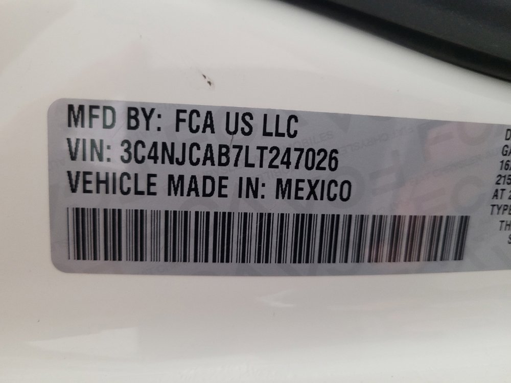 Used 2020 Jeep Compass Sport image 33