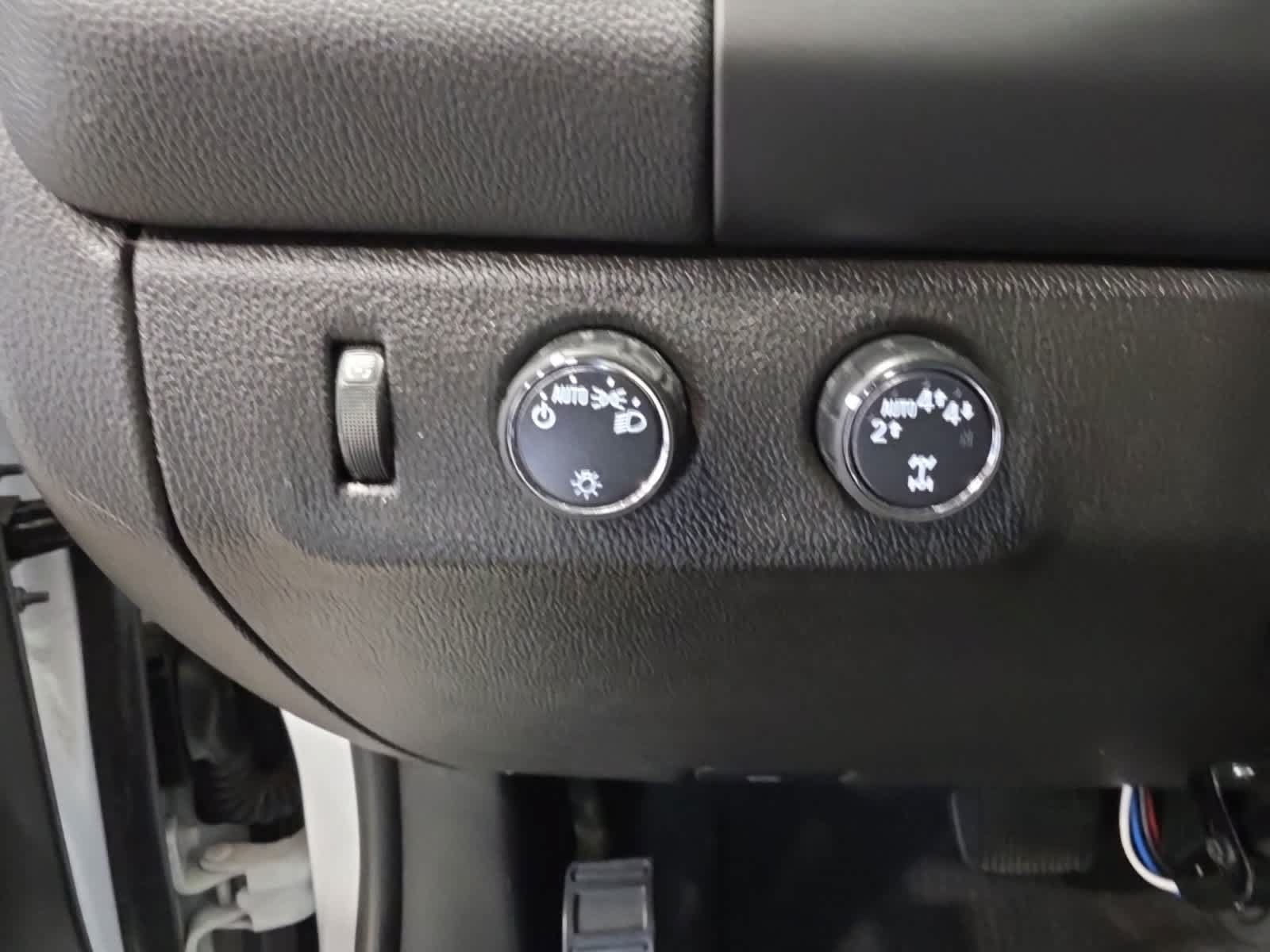 Used 2020 Chevrolet Colorado LT AWD/4WD image 22