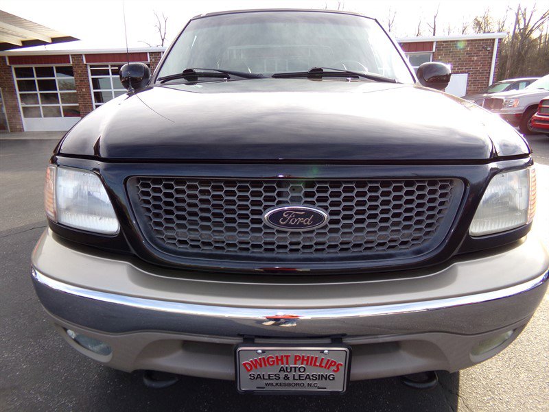 Used 2001 Ford F150 Lariat image 3